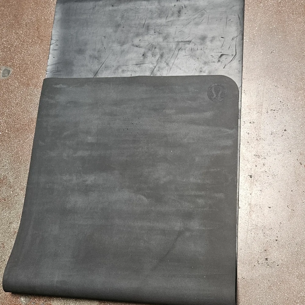 Lululemon Yoga Mat The Mat - Picture 8 of 12